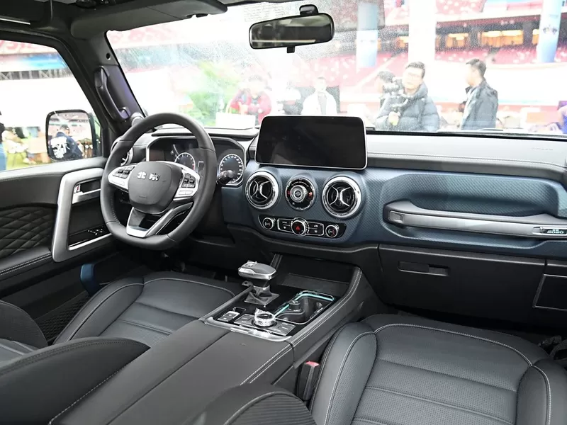 Beijing Off-Road Bj40 MMXXIV 2.0t Tribute MMXX Games Edition Language Used Car Exports