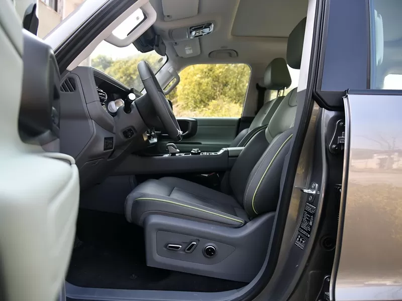 پکن خارج از جاده bj40 2024 2.0t city hunter glory edition suv استفاده شده برای فروش