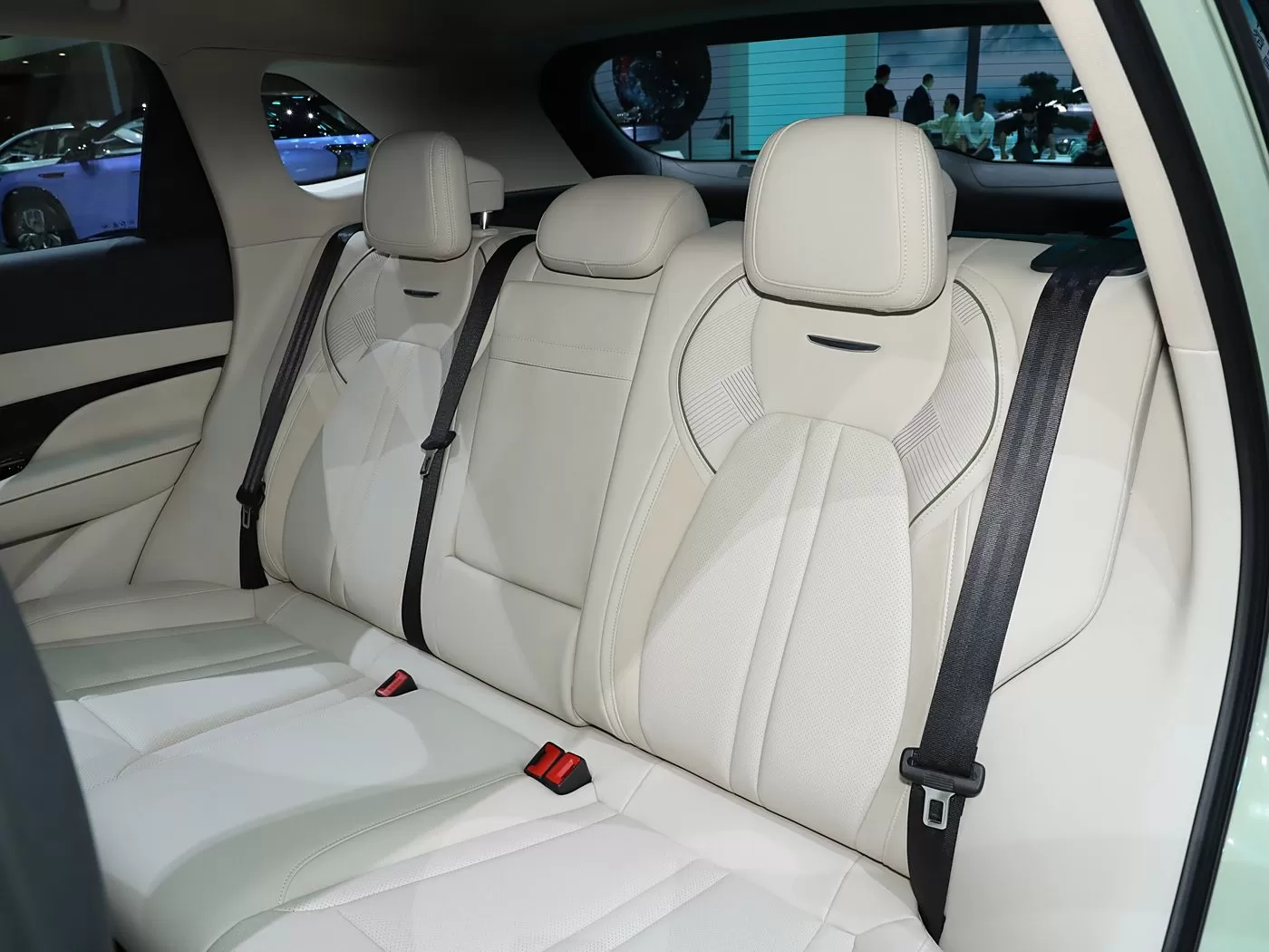 Hongqi Hs3 MMXXIII 1.5T 2WD Shanwei Version Hev Hybrid Used Car