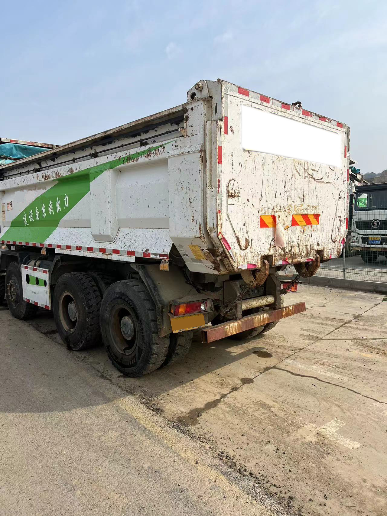 White Heavy Dump Truck