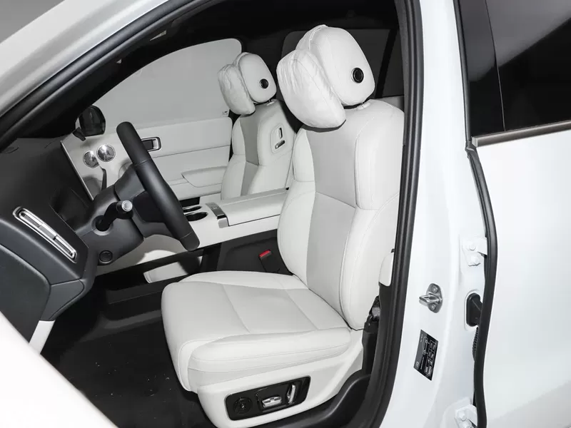 Buy Li Auto L9 SUV 2025 electric car from China