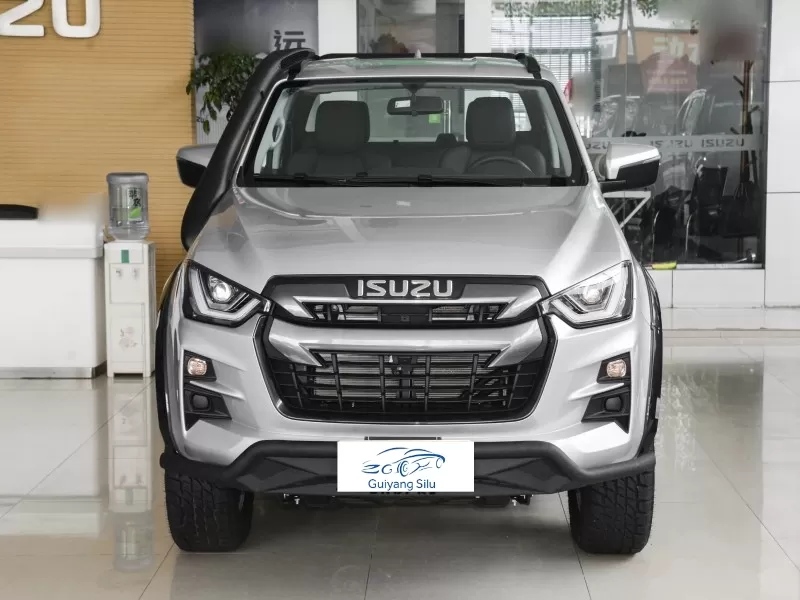 Isuzu Lingtuo Cross-Country 2.5T 4X4 Diesel Pickup - Brand New from China