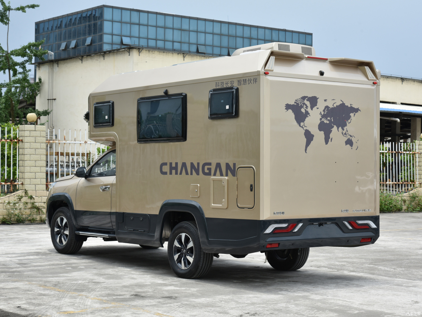 CHANGAN Automobile - CHANGAN Fengjing · Blue Whale Explorer RV