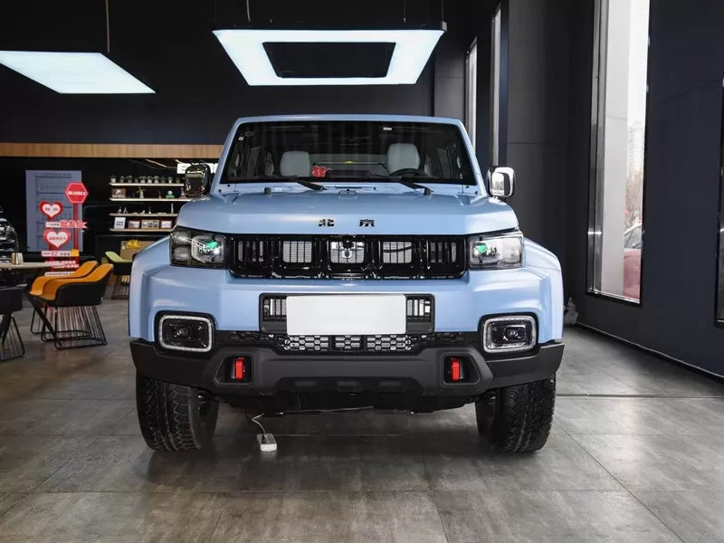 پکن خارج از جاده bj40 2024 2.0d blade hero glory edition