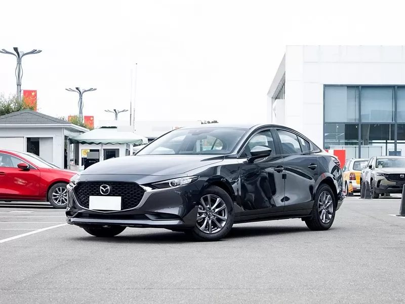 Buy a used Mazda 3 Axela 2023 model from a Chinese auto exporter