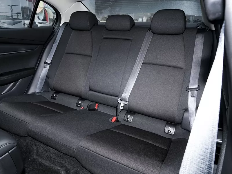 Buy a used Mazda 3 Axela 2023 model from a Chinese auto exporter