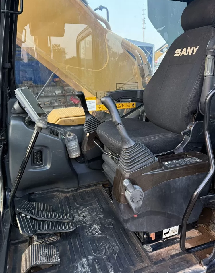 Used Secondhand Sany SY365H excavator suitable for construction and mining machinery