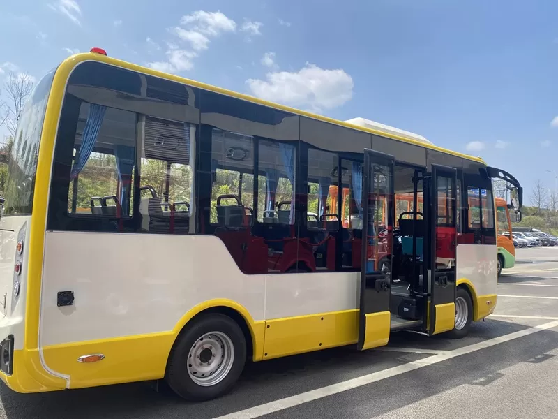 Spot cheap electric buses, 19-seat yellow buses - China second-hand car wholesalers