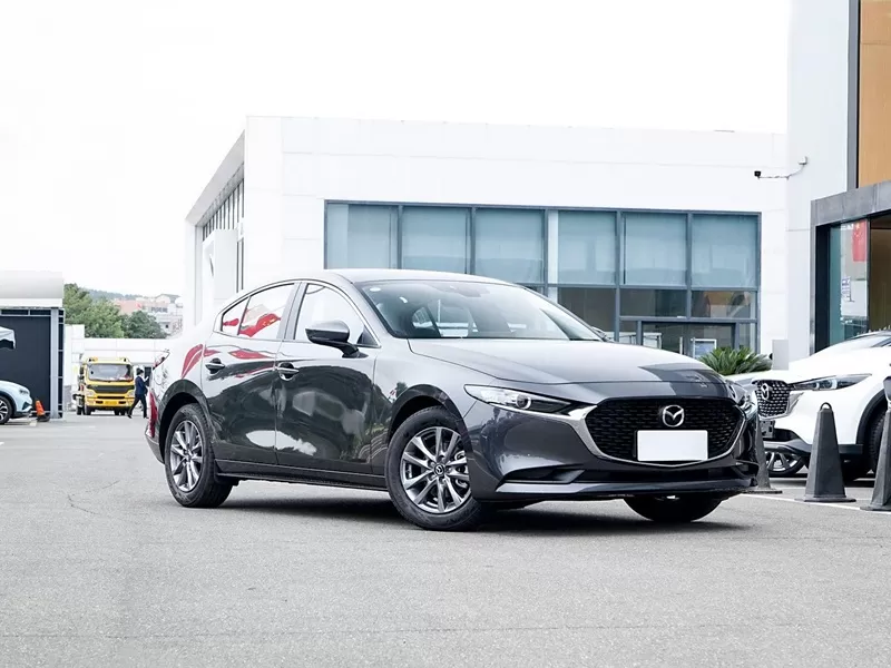 Buy a used Mazda 3 Axela 2023 model from a Chinese auto exporter
