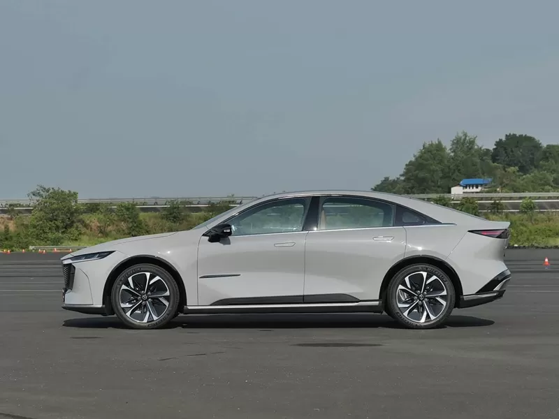 2024 Mazda EZ-6 Pure Electric Vehicle Chinese Auto Export
