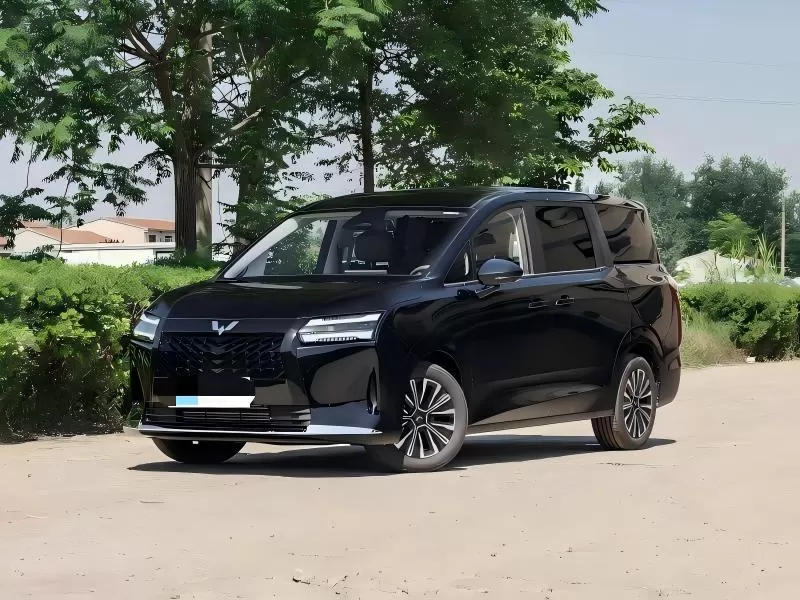 Wuling Starlight 730 2026 1.5T CVT Premium 7-Seat MPV for Family and Passenger Transport