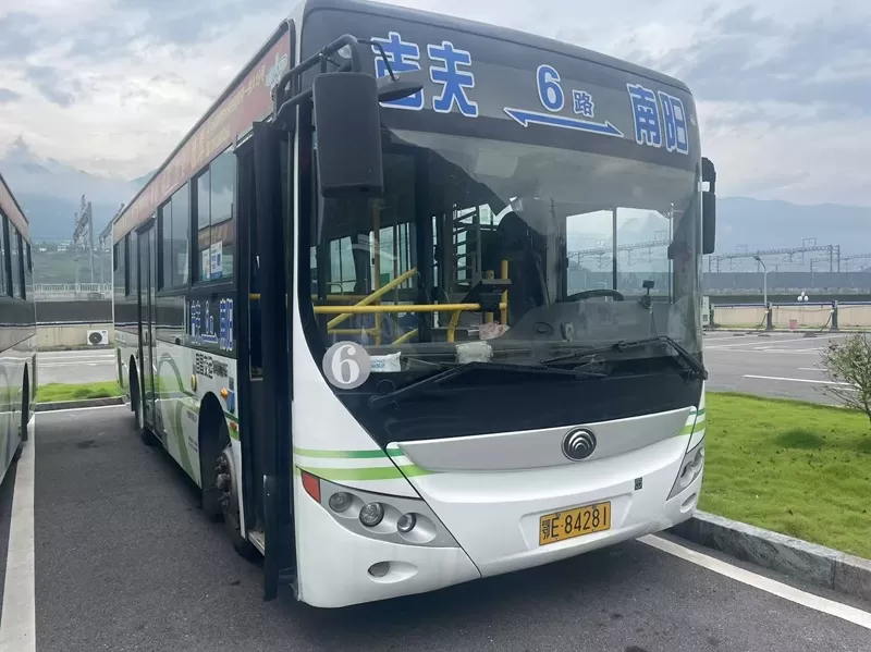 Wholesale sale of used fuel buses, export from China