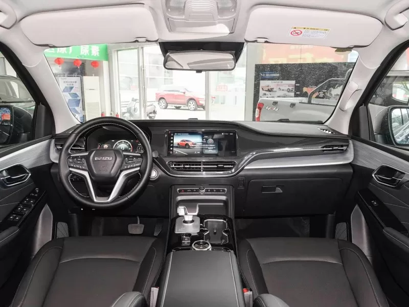 Isuzu D-MAX Cross-Country 3.0T 4X4 Diesel Pickup from China