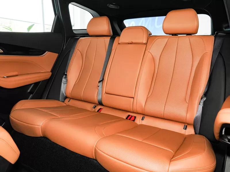 Selling Geely Boyue L used cars China's professional used car exporter