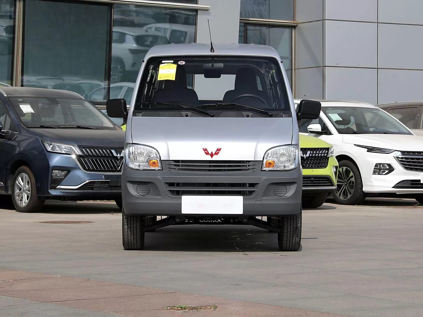 High cost-effective minivans  used small buses