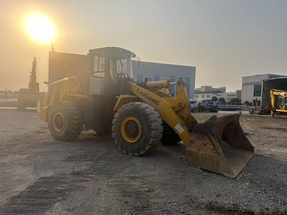Used 2021 LiuGong 856H loader excellent quality