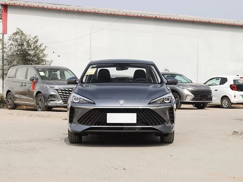 Professional used car exporter Silu offers affordable used Roewe i5